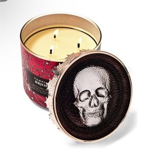 Vampire Blood 3 wick candle